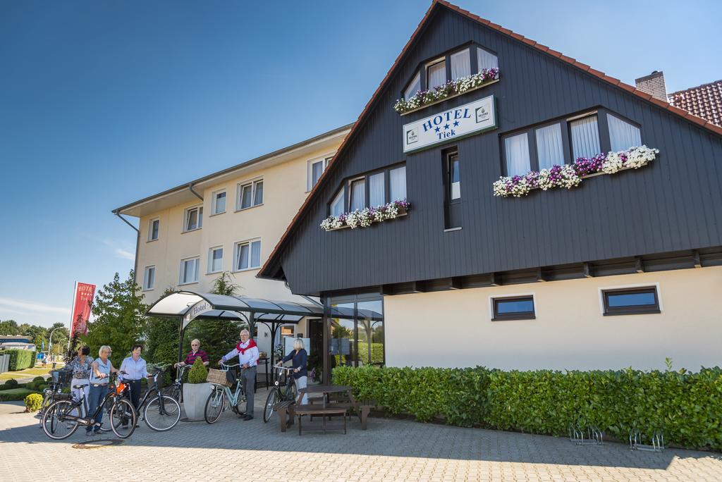 Hotel Tiek Superior Meppen Eksteriør bilde